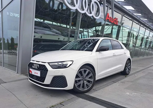 debrzno Audi A1 cena 109700 przebieg: 13147, rok produkcji 2021 z Debrzno